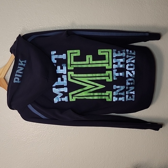 NFL PINK Seattle Seahawks Meet Me In The Endzone 5th & Ocean Hoodie - Picture 2 of 7
